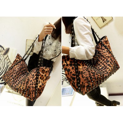 Punk Style Women's Shoulder Bag With Leopard Print and Rivets Design